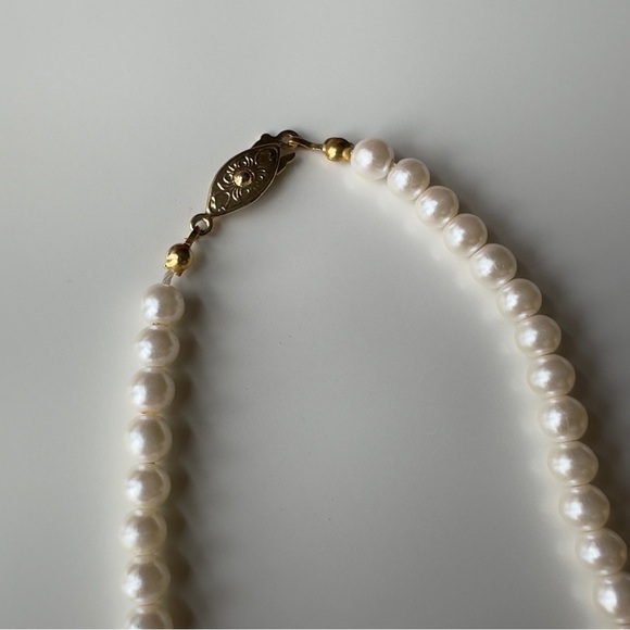 Vintage Faux Pearls Teardrop Tassels with Rhinestones Necklace - Picture 3 of 11